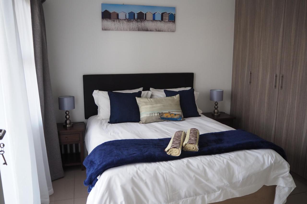 Or Tambo Self Catering Apartments, The Willows Boksburg Ngoại thất bức ảnh