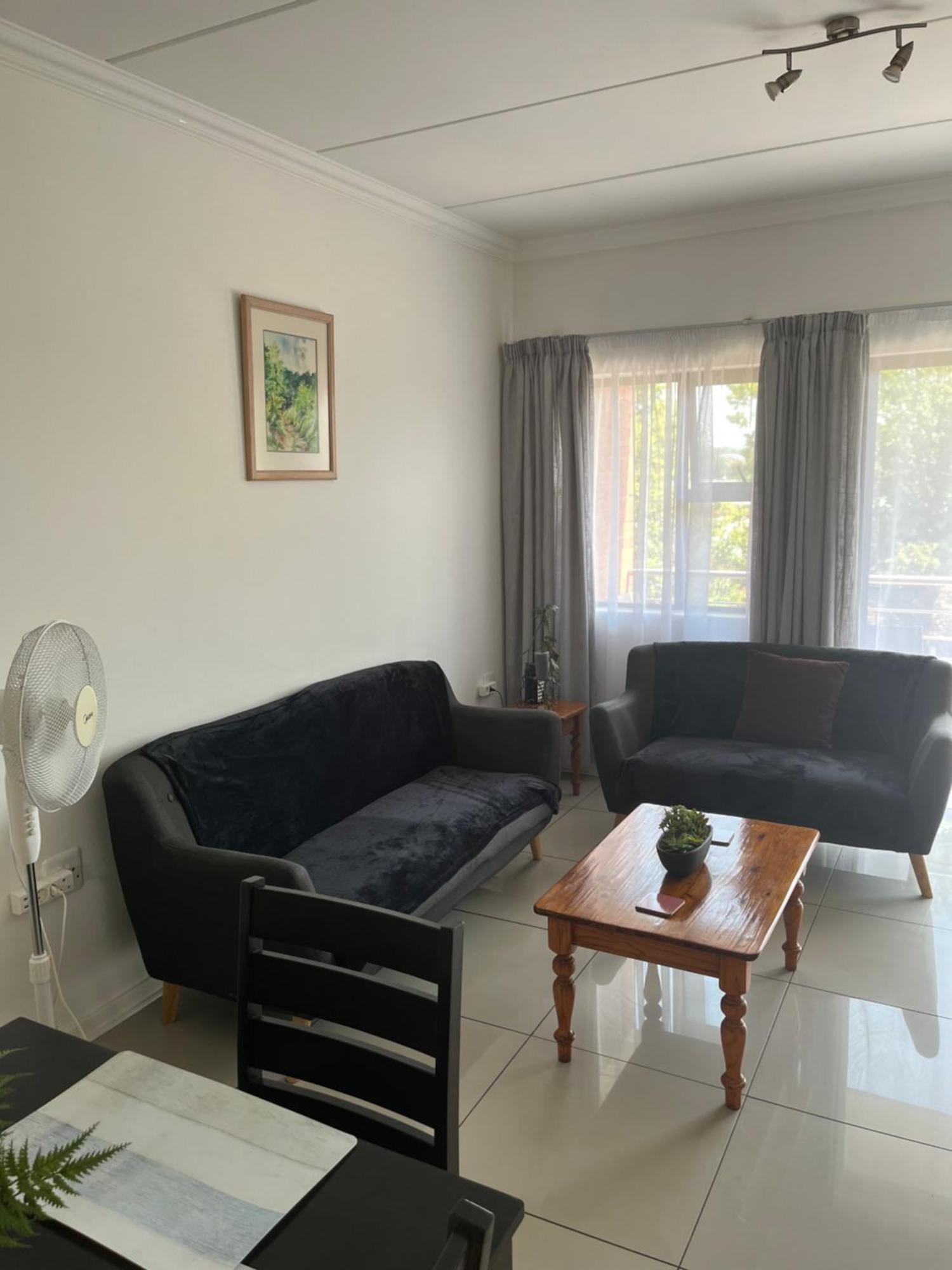 Or Tambo Self Catering Apartments, The Willows Boksburg Ngoại thất bức ảnh