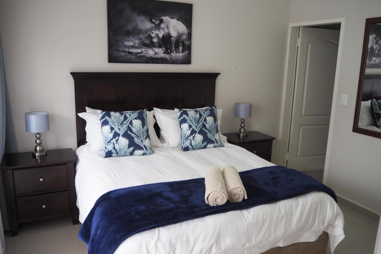 Or Tambo Self Catering Apartments, The Willows Boksburg Ngoại thất bức ảnh